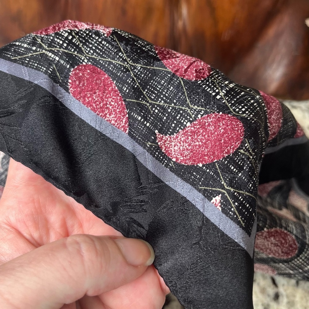 Vintage Silk Pocket Square/Scarf - Picture 4 of 5